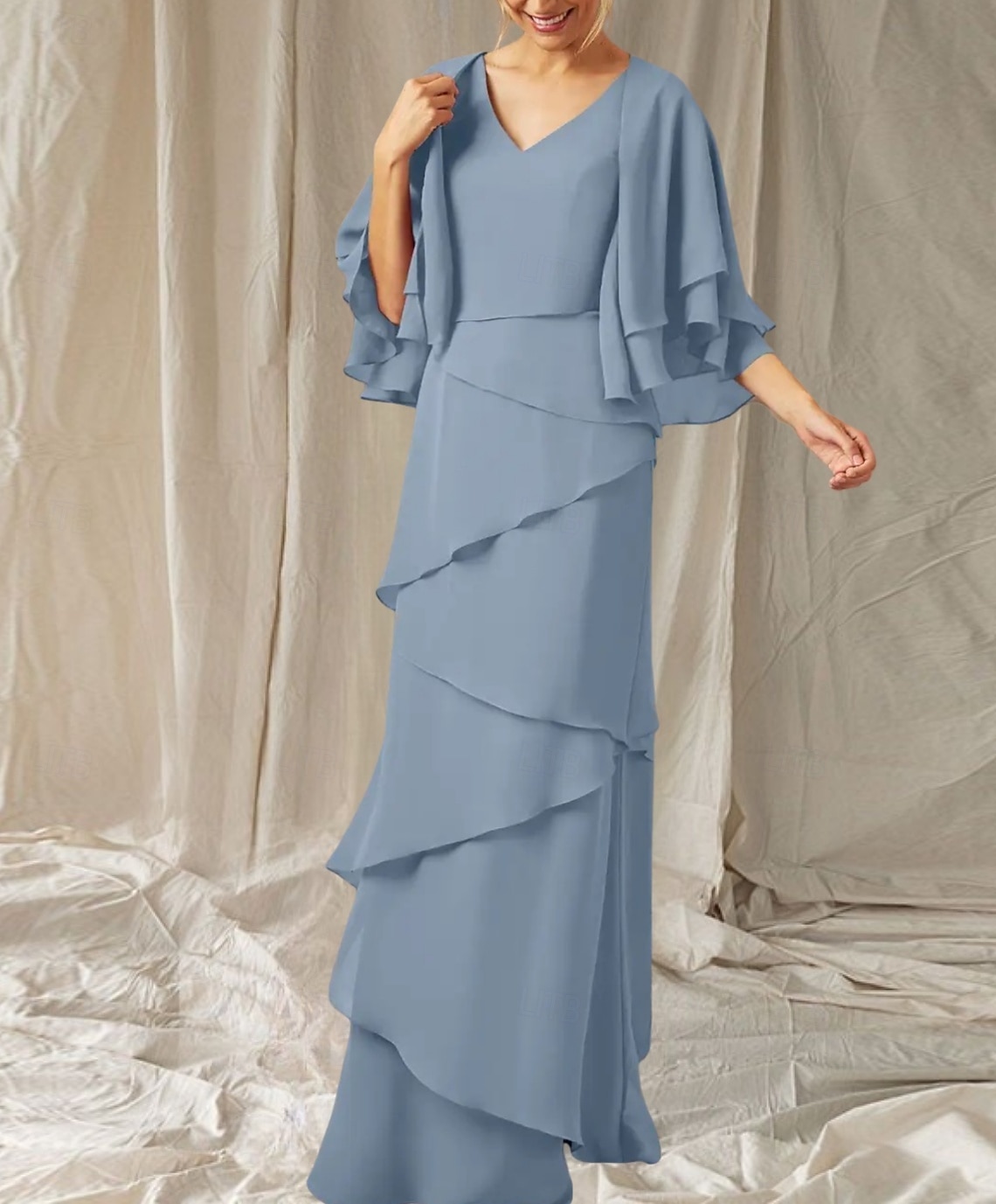 Abito Due Pezzi A-Line Madre della Sposa Ospite Matrimonio Elegante Inclusa Fascia V Collo Lunghezza del Pavimento Chiffon Manica Mezza Fascia Inclusa con Volant del 2025 a $174.99 –P4