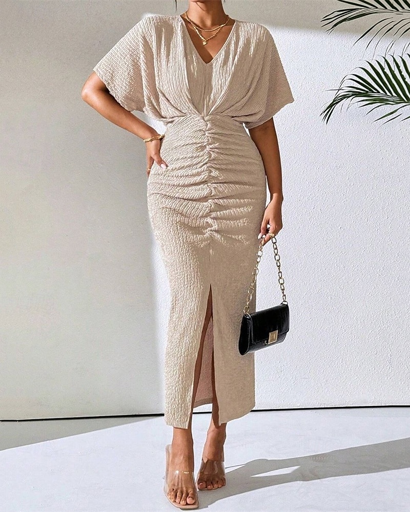 Femmes Robe Midi Robe de Soirée Robe d'été Mode Classique Moderne Extérieur Vacances Fête Coupe régulière Uni Sans manches Col en V Noir Marron Abricot Été de 2025 ? $28.99 –P6