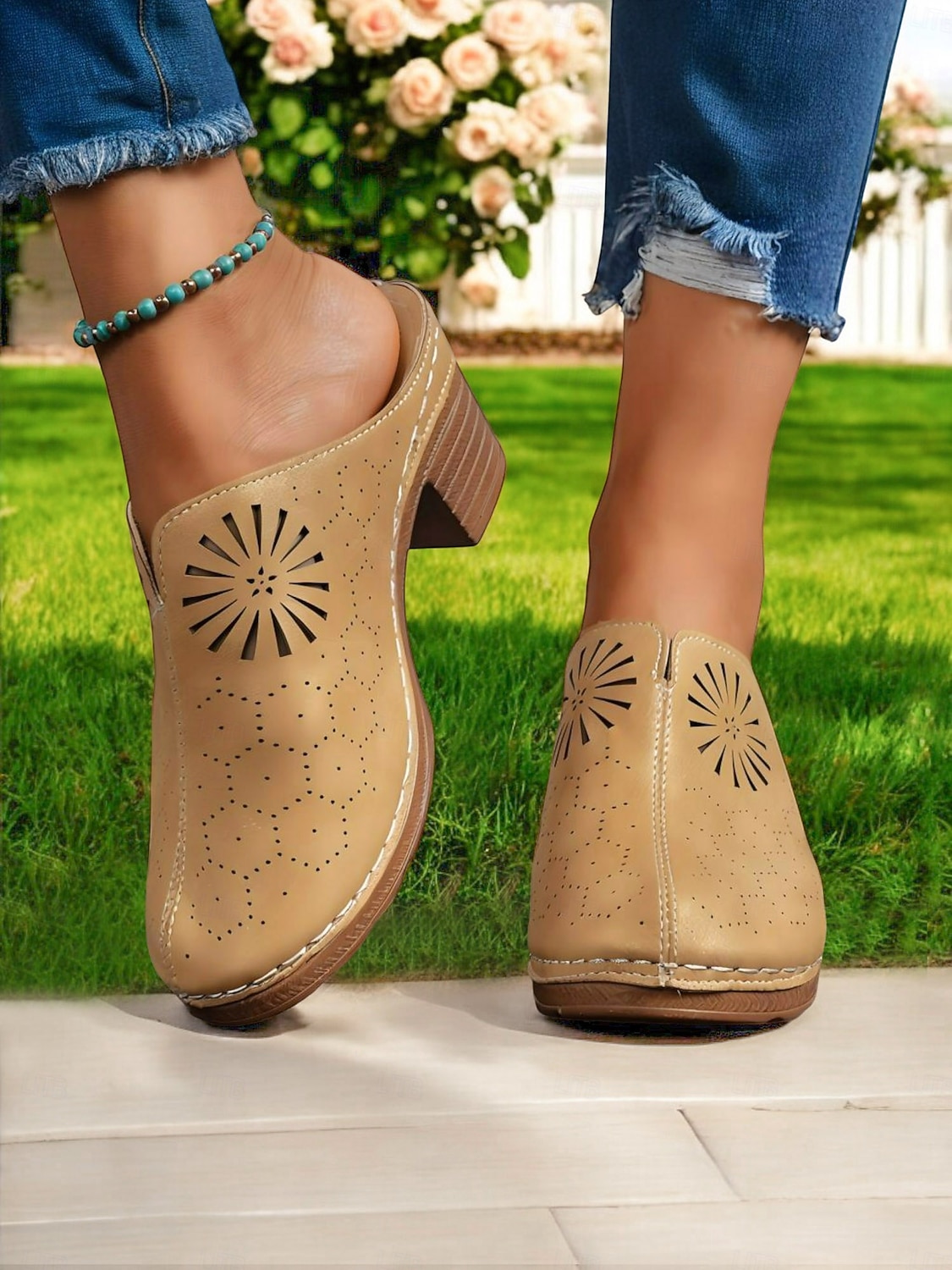 Chaussures mules à talon carré perforé pour femme – style rétro chic pour les garden-parties, les promenades décontractées et les loisirs en plein air de 2026 ? $19.99 –P1