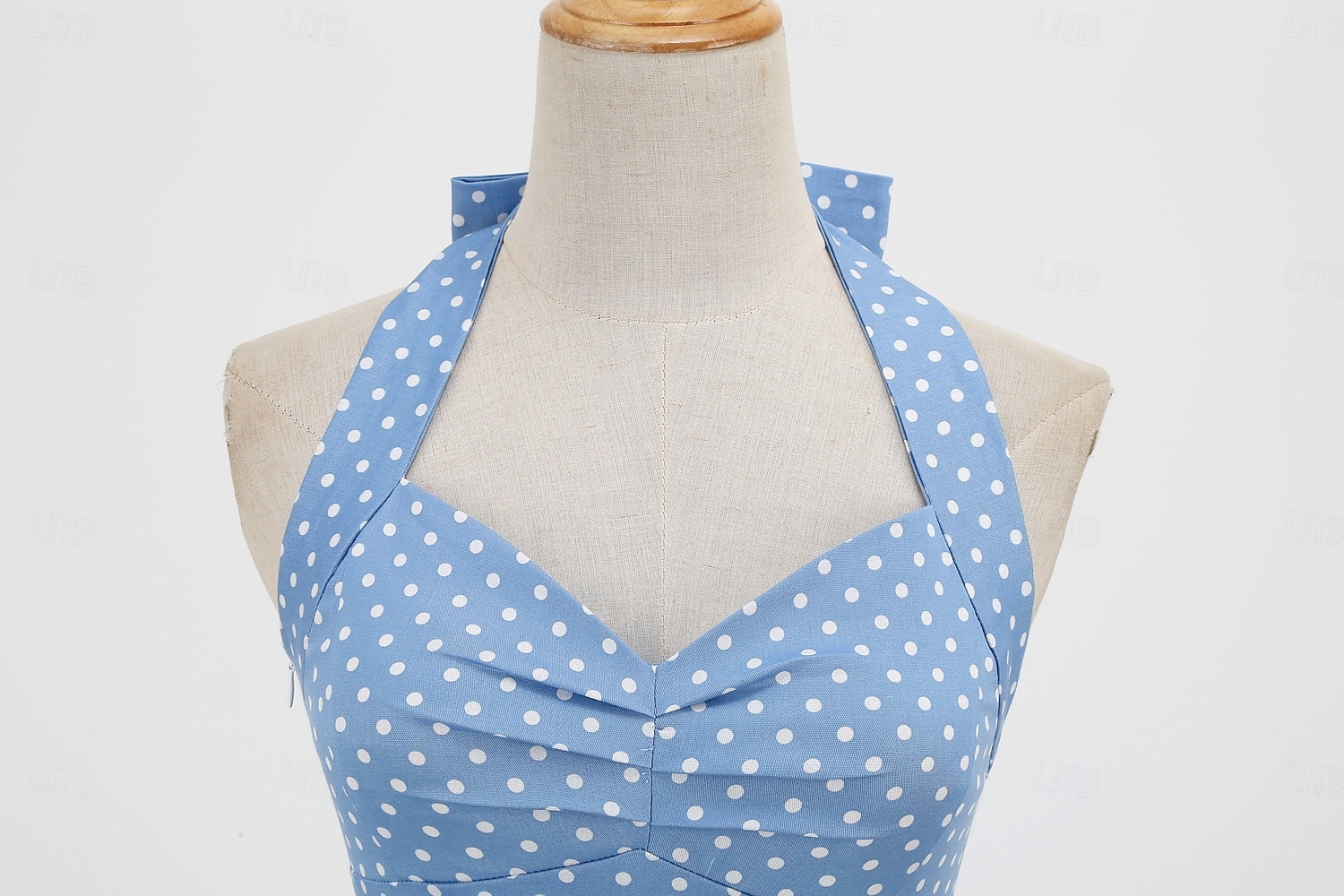 cross-border hot sale retro polka dot halter neck halter strap slim slim waist palace swing dress women europe and america 2025 - $35.99 –P4