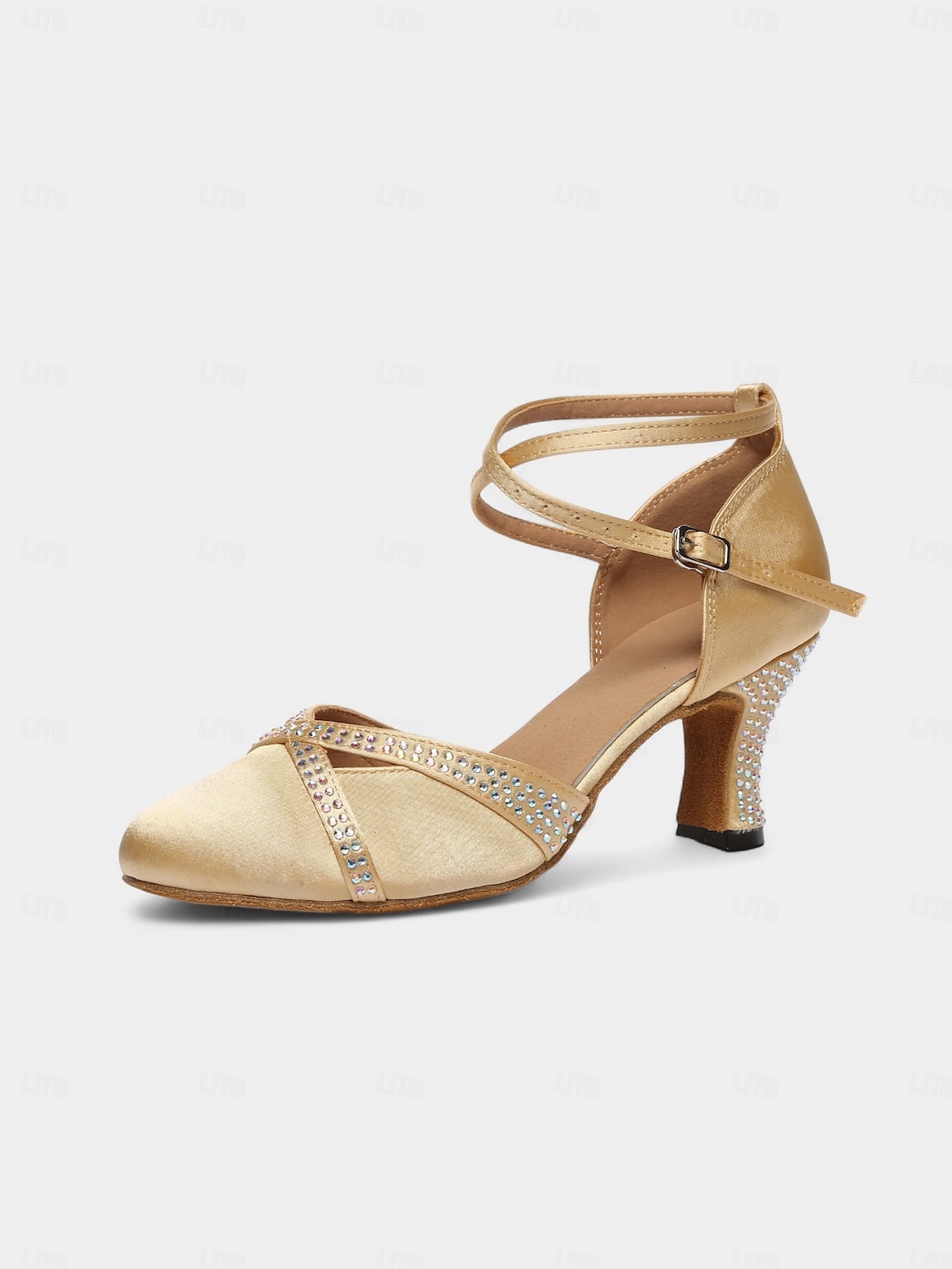 Chaussures de danse en satin champagne pour femmes avec talons en strass – élégantes chaussures de salon fermées pour mariage et valse de 2025 ? $64.99 –P4