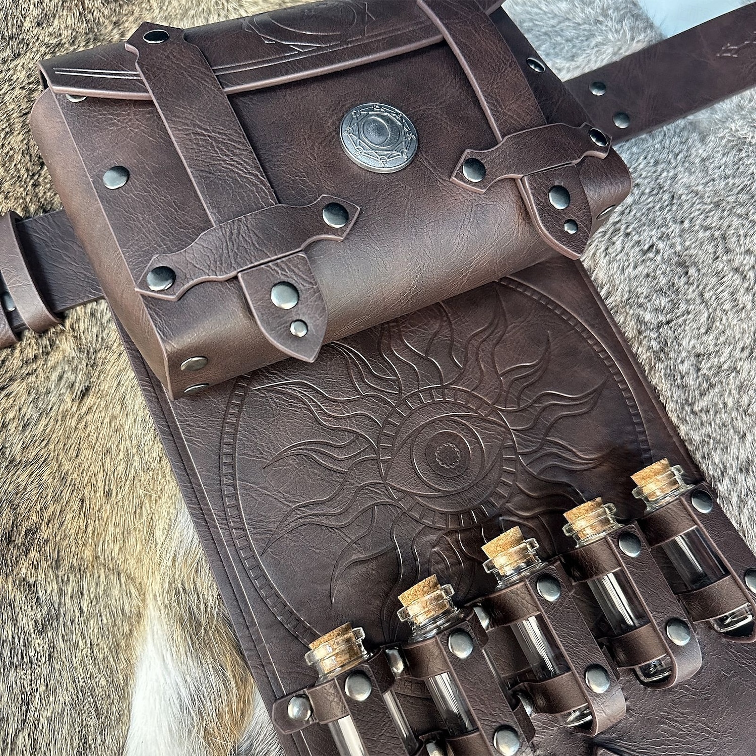 Kostymer i middelalderstil Renessanse Midjebelte Beltepose Magisk flaske kriger Vikinger Herre Dame Unisex Halloween Maskerade Ytelse LARP Voksne Belte Veske Magisk flaske 2025 - $46.99 –P14