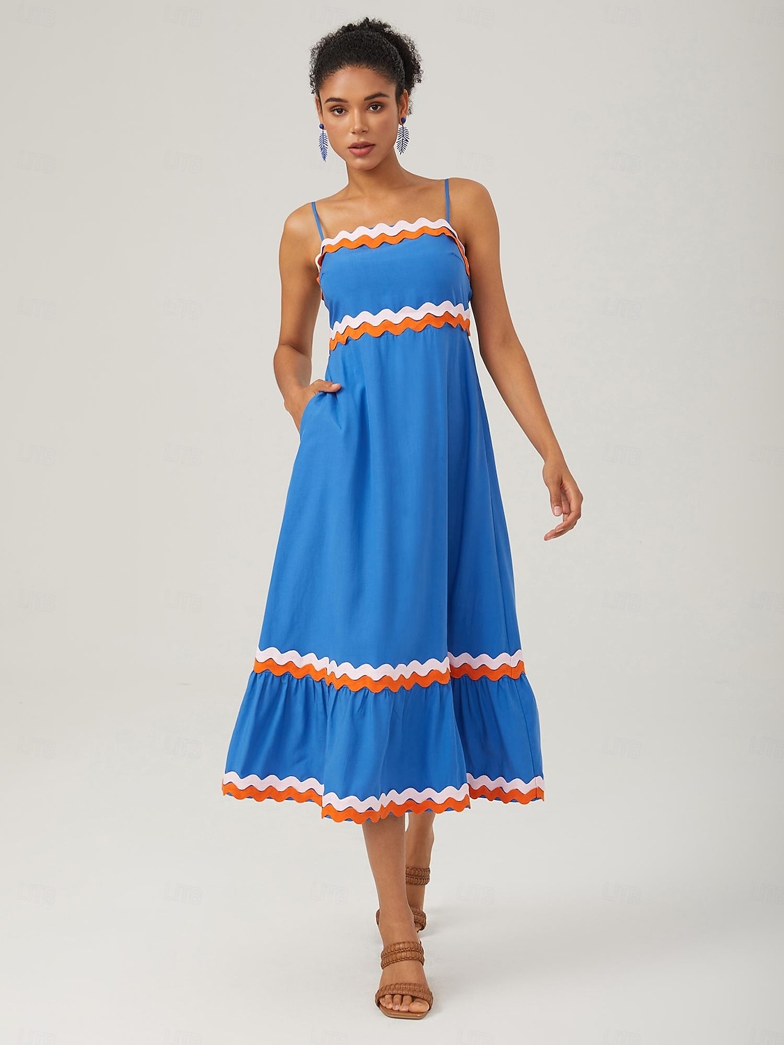 robe camisole en tissu Tencel à ourlet ondulé et blocs de couleurs de 2025 ? $108.99 –P3