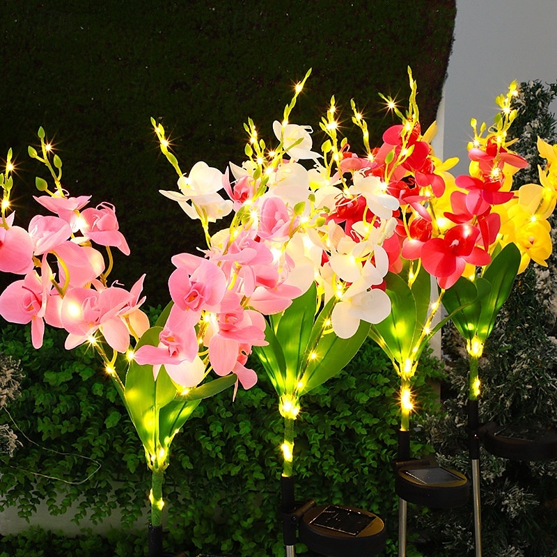 Lot de 2 lampes solaires d'extérieur étanches en forme de fleurs, luminaire décoratif d'extérieur, idéal pour un jardin, une terrasse, une cour, un sentier ou des vacances de 2025 ? $45.99 –P2