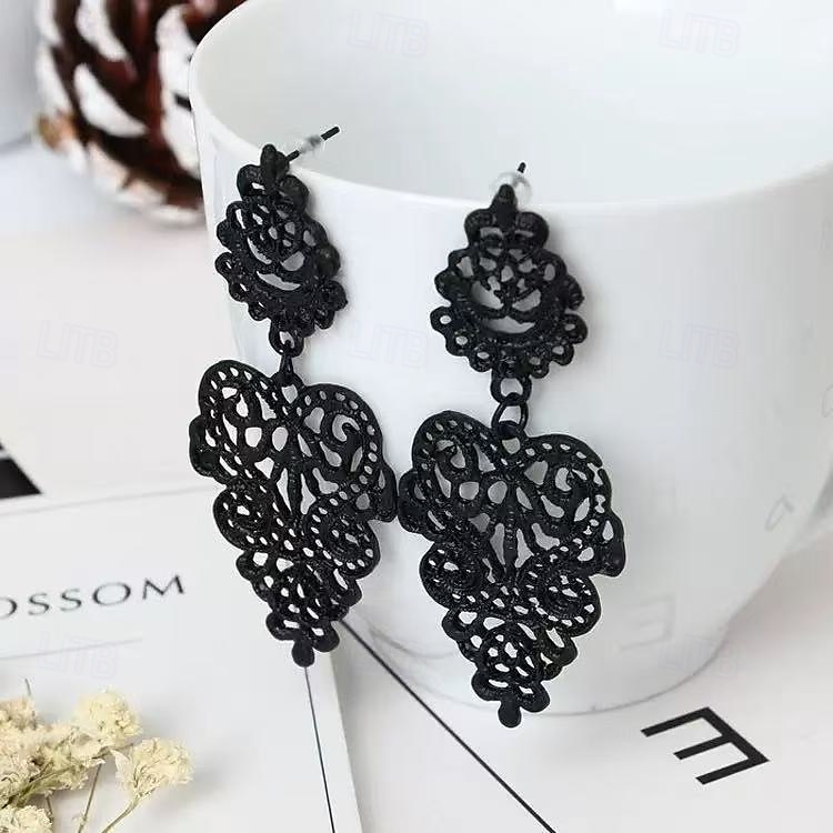 Femmes Boucles d'oreilles pendantes Classique Béni Des boucles d'oreilles Bijoux Argent / Noir / Dorée Pour Mariage Travail Quotidien Fiançailles Bal de promo de 2025 ? $19.49 –P2