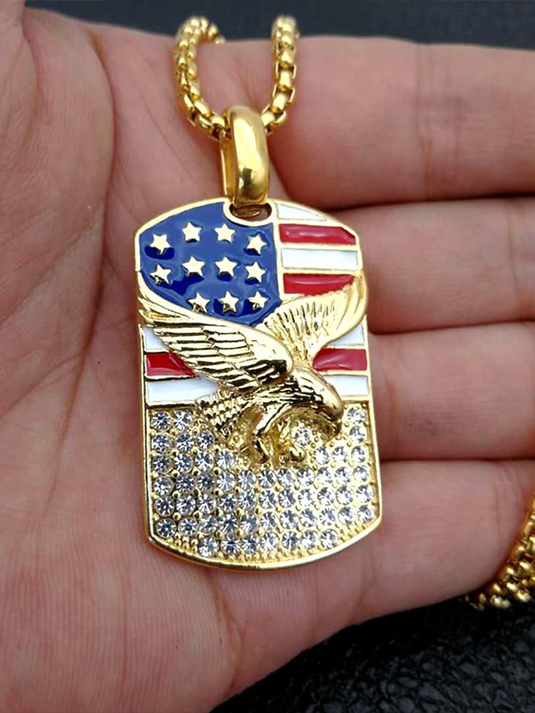 Herren-Halskette mit Adleranhänger und amerikanischer Flagge – patriotischer Schmuck aus goldenem Edelstahl mit Strasssteinen für den Unabhängigkeitstag, Veteranen und die Anerkennung des Militärs 2025 - $14.99 –P5