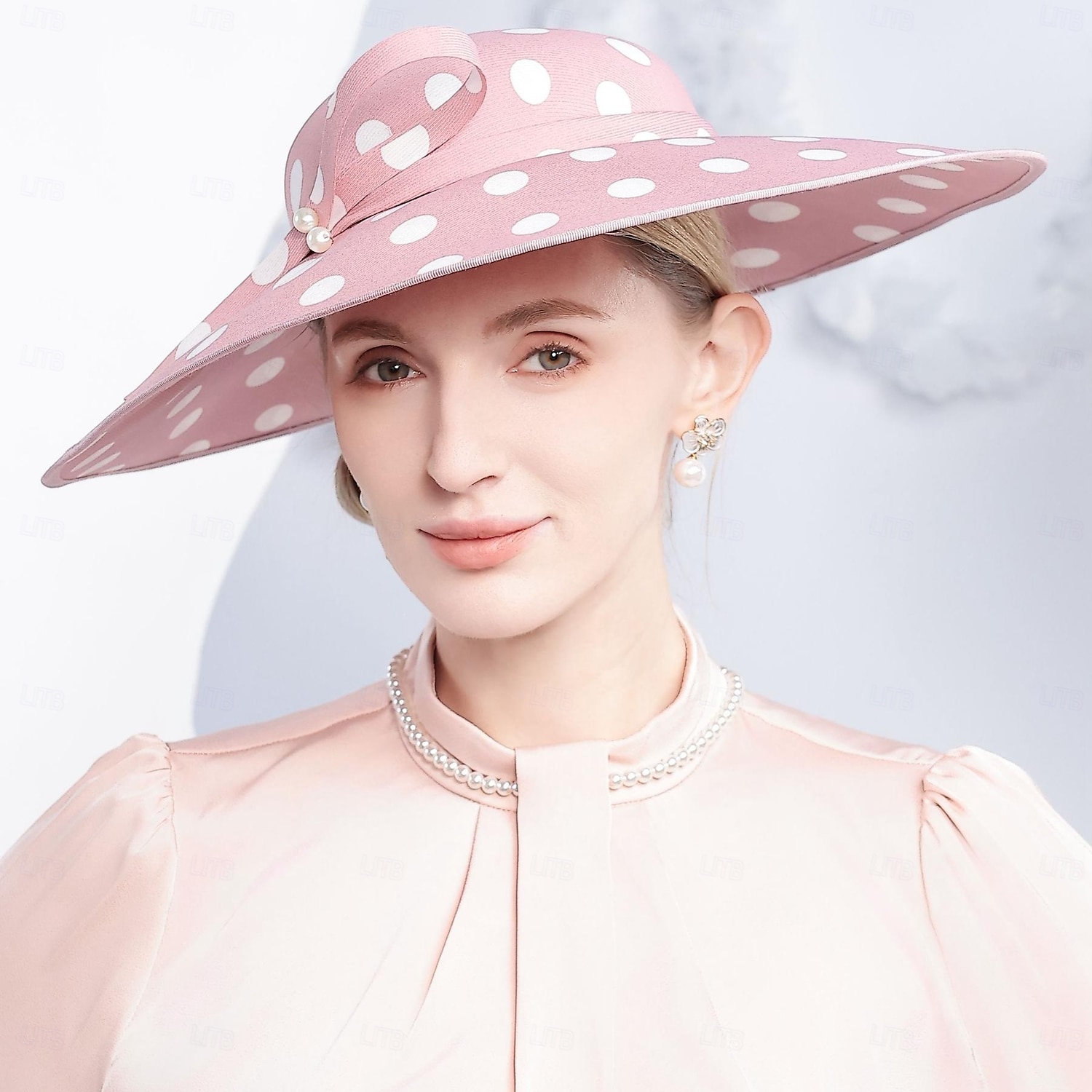 Головные уборы Полиэстер Котелок / клош Шляпа от солнца Свадьба Чаепитие Элегантный стиль Свадьба С Бант В горошек Заставка Головной убор 2026 - $38.99 –P1