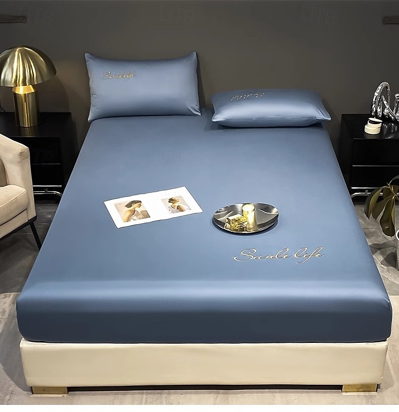 Ensemble de drap en soie glacée drap de lit simple housse de lit d'été trois pièces protection complète du matelas housse de poussière de 2025 ? $31.99 –P3