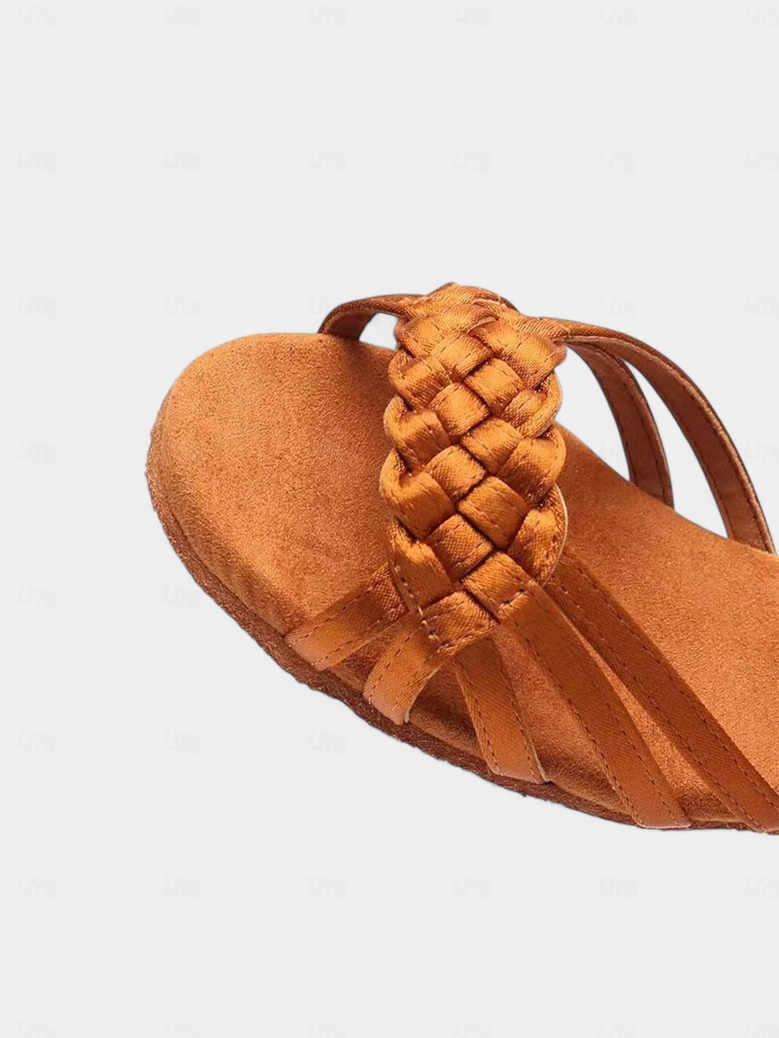 Sapatos de dança latina femininos bege com detalhe de tira trançada, design de salto baixo para apresentações de dança latina infantil de 2025 por $34.99 –P3