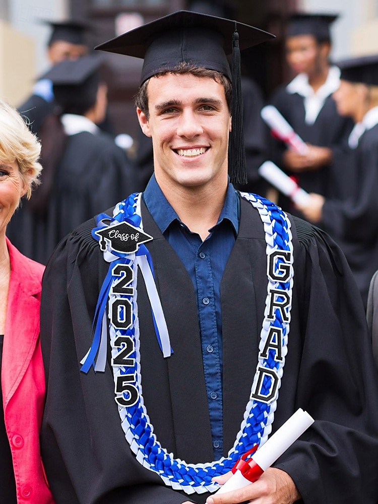 Corona de graduación de la clase de 2025: collar de cinta trenzada con letras de graduación y dije de sombrero, regalo de recuerdo hecho a mano para la ceremonia de graduación de la escuela secundaria y la universidad. 2025 - $14.99 –P3