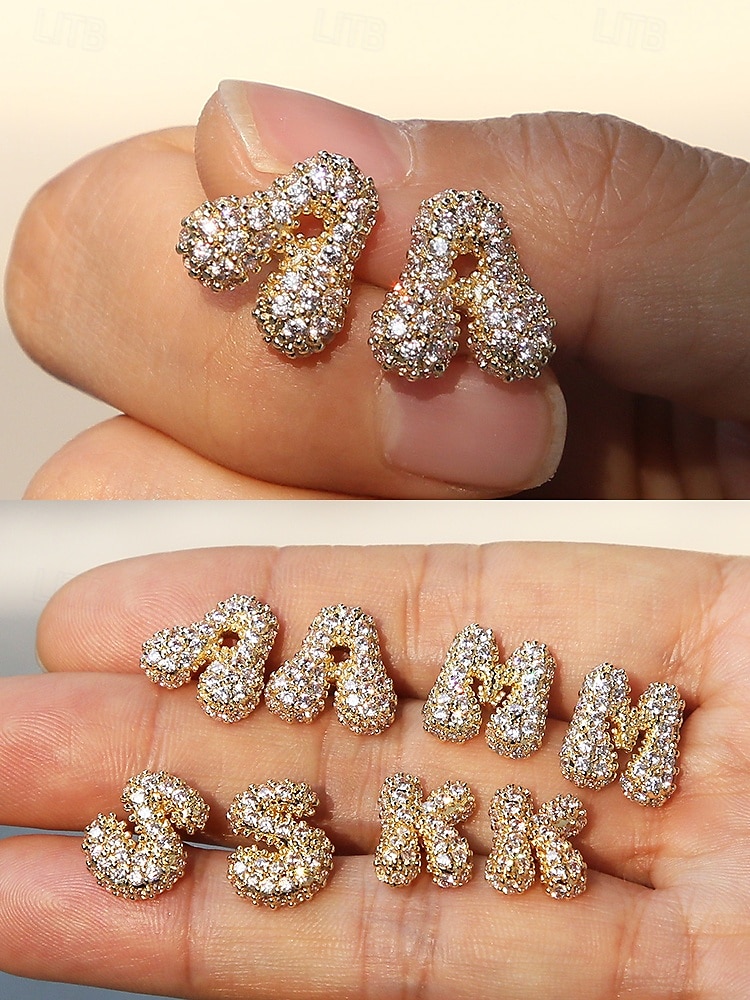 Boucles d'oreilles à tige initiales en strass doré - Boucles d'oreilles à lettres scintillantes personnalisées pour femmes, bijoux en cristal étincelants de A à Z, parfaits pour un usage quotidien, un cadeau de remise de diplôme, un cadeau de fête des mèr de 2025 ? $11.99 –P5