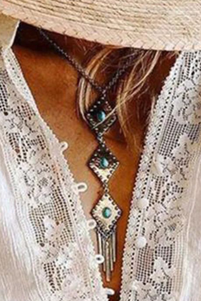 Femmes Chemisier Hauts en dentelle Uni Moderne Occasionnel manche longue Col en V Hauts Réguliers Fête Sortir Dentelle Blanche Été de 2025 ? $39.99 –P2