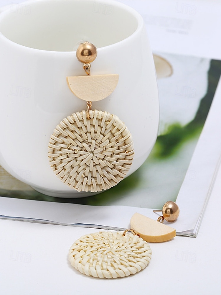 boho shell drop fülbevaló nőknek – kézzel készített rattan kör alakú lógó fülbevaló természetes cowrie kagylóval, könnyű tengerparti ékszerek nyári vakációhoz és tengerparti ruhák 2025 - $7.99 –P7