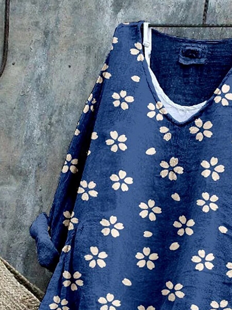 Femmes Chemisier Fleuri Graphique Élégant Occasionnel Manche 3/4 Col en V Hauts Réguliers Quotidien bleu marine Bleu Ciel Blanc Ecru Été Printemps de 2025 ? $24.99 –P7