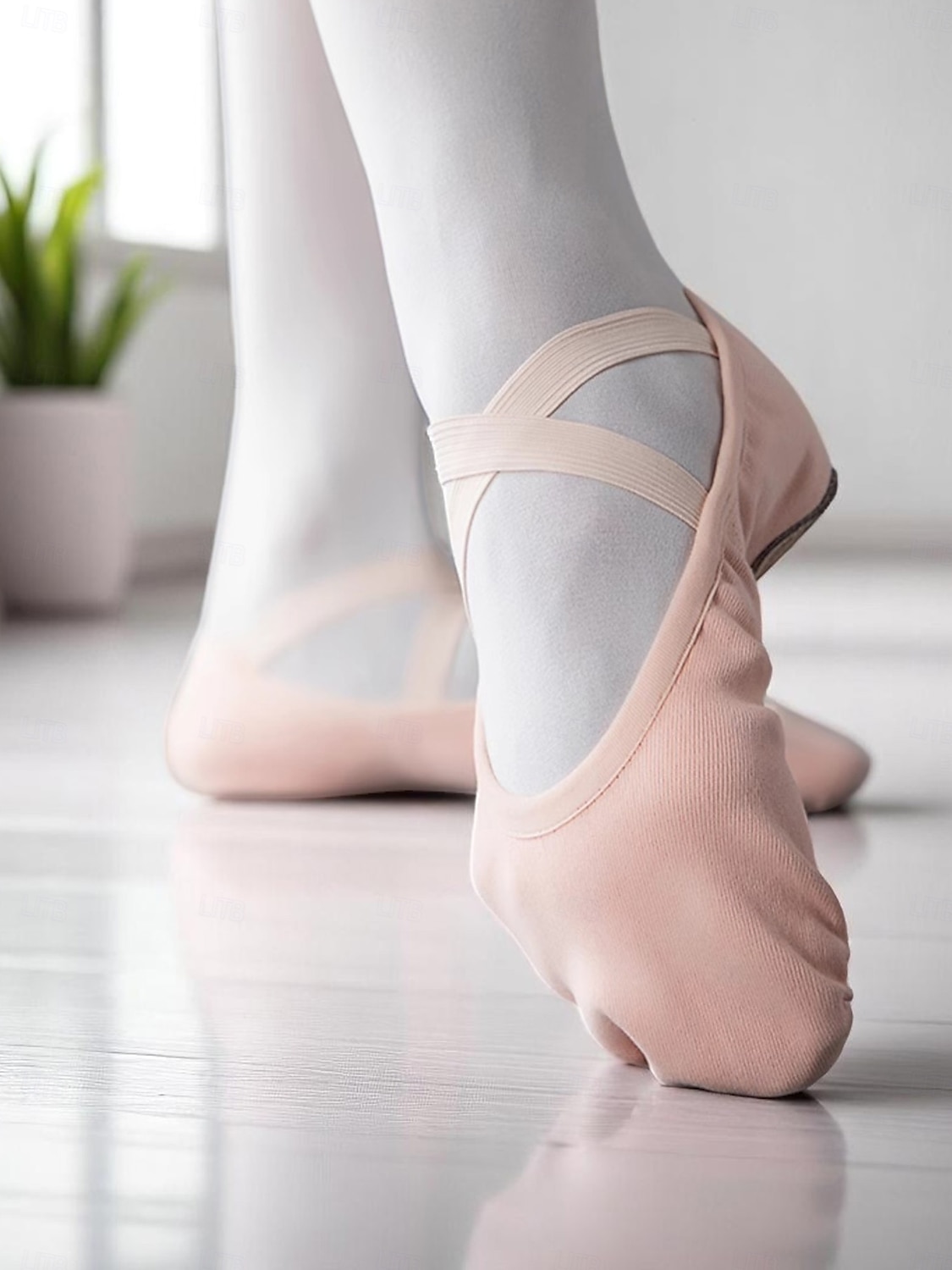 dambalettskor i canvas med delad sula med tväre elastiska remmar – lätta professionella danstofflor för balettövningar och träning 2025 - $26.99 –P4