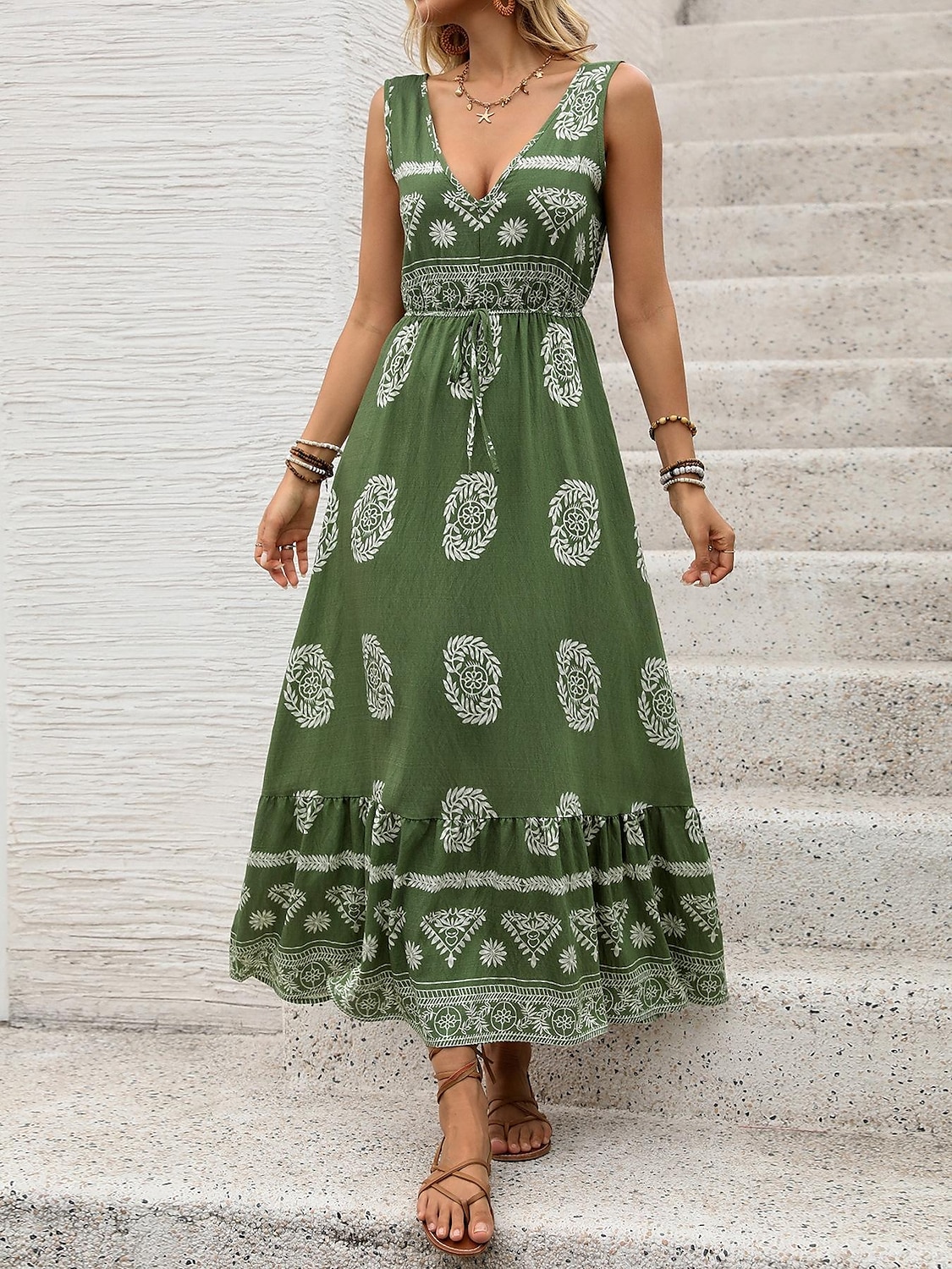 Dame Maxikjole Solkjole Kjole med A-linje Fit And Flare Dress Ferie Fritid Bohem utendørs Fest Ut på byen Normal Blomstret Grafisk Ermeløs V-hals Grønn Sommer 2025 - $34.99 –P5