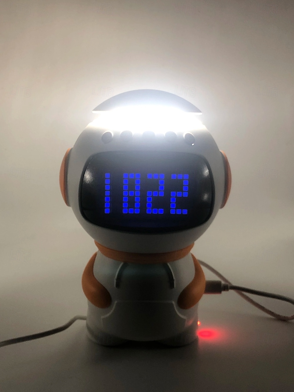 ساعة موسيقية رائد فضاء LED ضوء ليلي مكبر صوت بلوتوث مع منبه فتحة بطاقة TF لعبة زينة لغرفة الأطفال 2025 - $58.99 –P10