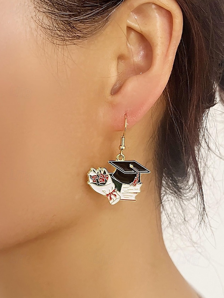 cercei cu șapcă de absolvire și diplomă – bijuterii email distractive pentru femei și fete – accesoriu clasa 2025 pentru petreceri, ceremonii și cadouri de absolvire 2025 - $7.99 –P2