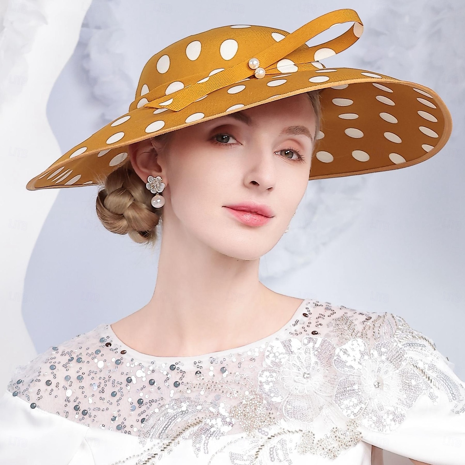 Головные уборы Полиэстер Котелок / клош Шляпа от солнца Свадьба Чаепитие Элегантный стиль Свадьба С Бант В горошек Заставка Головной убор 2026 - $38.99 –P8
