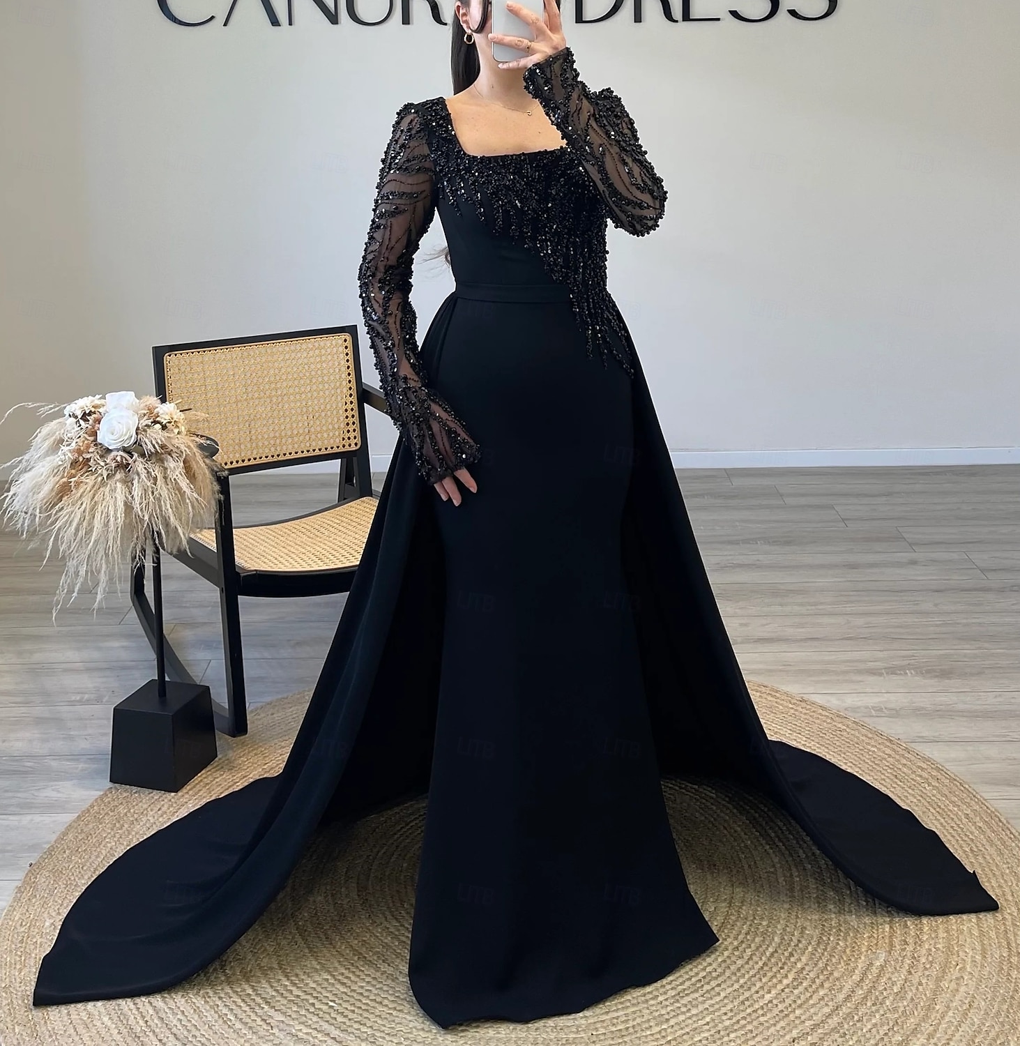 Robe de Soirée Sheath  Colonne Robe Élégante Carnaval Formelle Longueur de sol Manches longues Col illusion Détachable Crêpe extensible avec Paillettes et Perles de 2025 ? $154.99 –P5