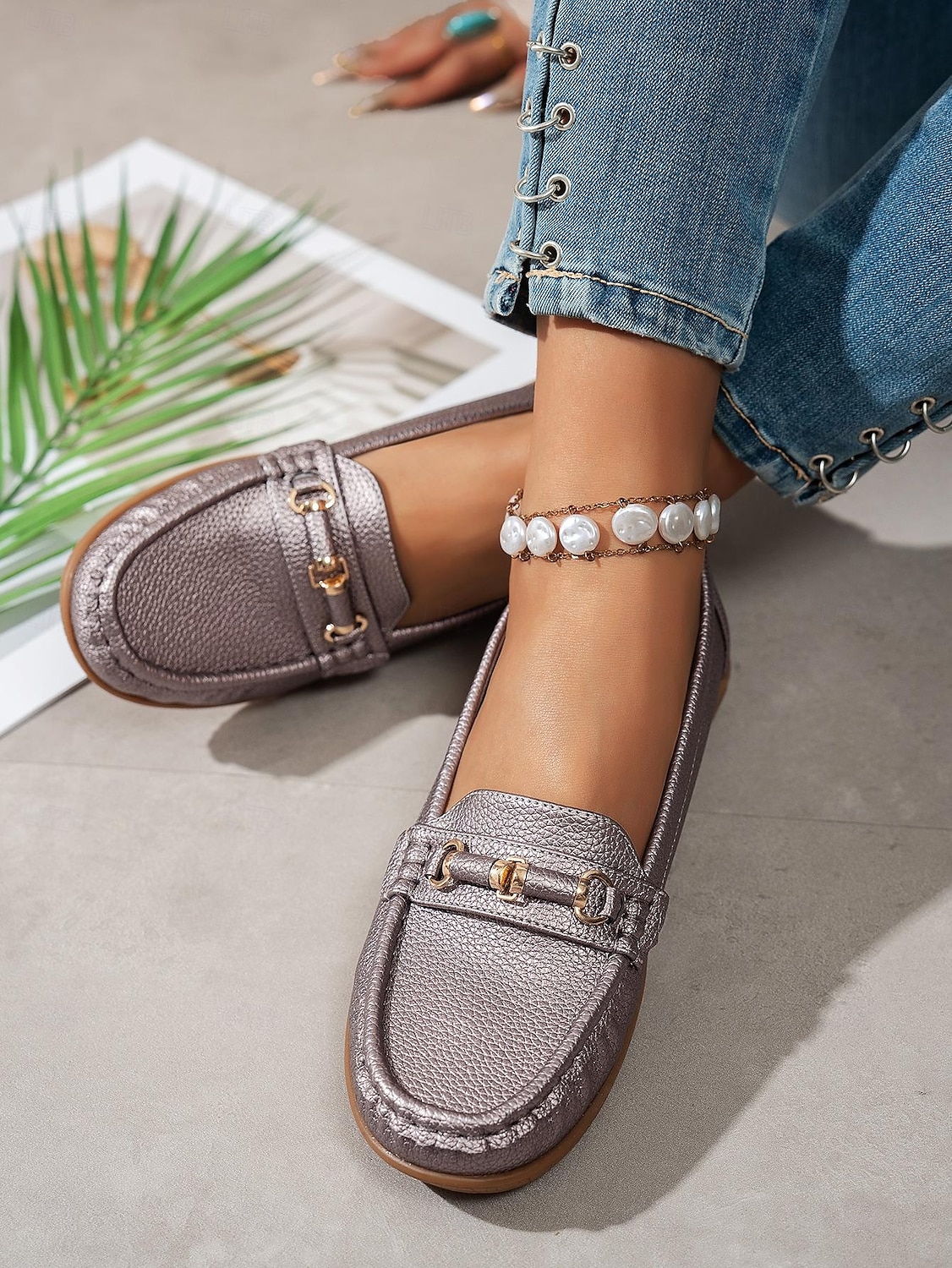 Mocassins pour femme en similicuir métallisé avec mors doré, chaussures plates confortables à enfiler pour la conduite, le travail et les sorties décontractées de 2025 ? $26.99 –P3