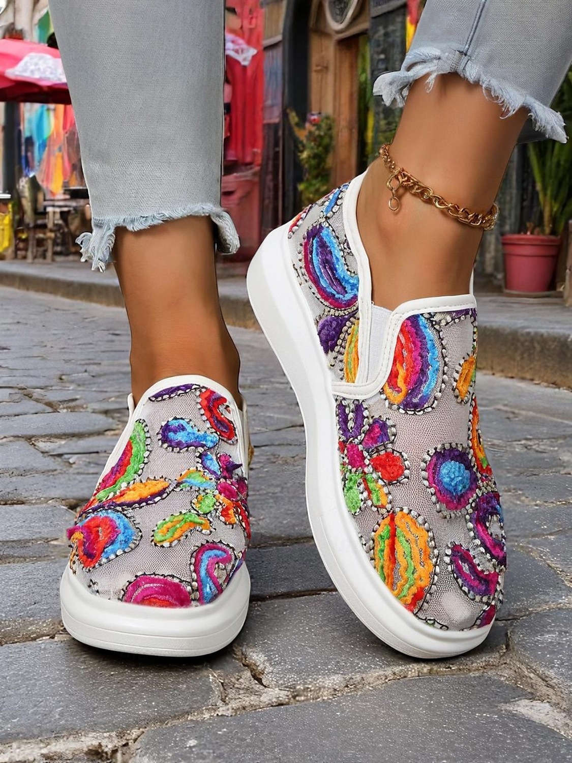 Broderte slip-on sneakers til dame – fargerikt paisley-design med komfortabel såle, ideell for hverdagsbruk og trendy antrekk 2025 - $24.99 –P4