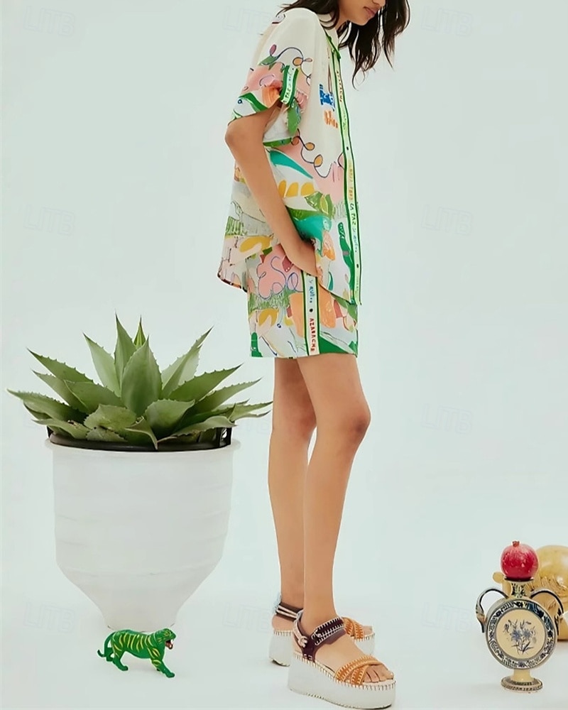 Femmes Mode Streetwear Chemises en coton et lin Ensembles en coton et lin Ensembles de Shorts Manche Courte Col de chemise Graffiti Imprimé Tenue quotidienne Date Vert Été Coupe régulière de 2025 ? $29.99 –P3