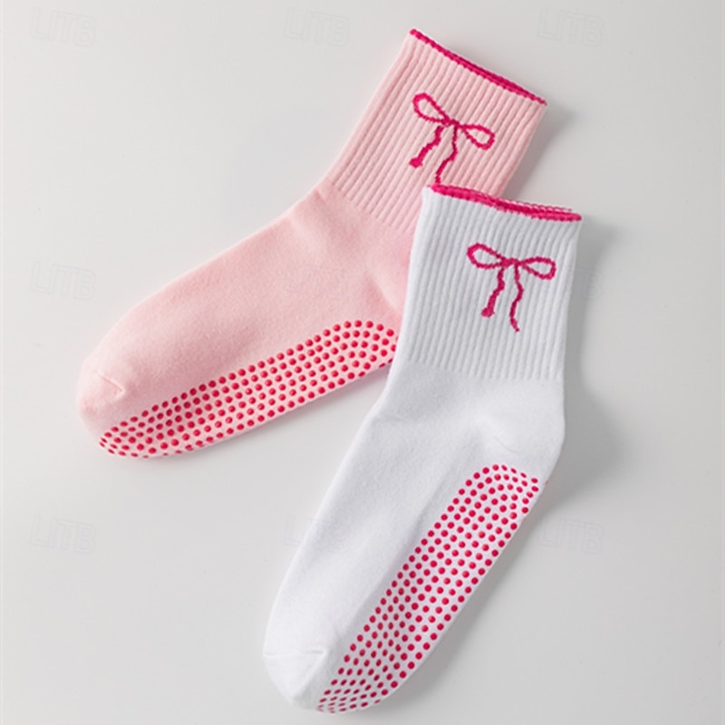 3 paria pitäviä pilates-sukkia naisille, liukumattomat jooga-urheilusukat, pitkät puuvillaiset liukumattomat sukat silikonipisteillä, hengittävät hiljaiset barre-sukat sisätiloissa käytettäväksi 2026 - $12.49 –P18