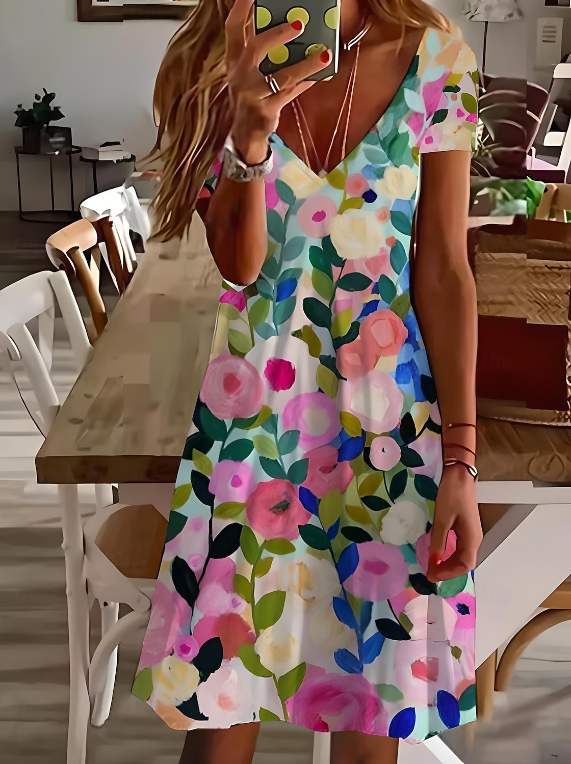 Femmes Mini Robe Robe T-Shirt Robe d'Été Robe trapèze Robe d'été Vacances Occasionnel Quotidien Fête du thé Sortir Coupe régulière Fleuri Graphique Manche Courte Col en V Vert Claire Bleu Bleu Ciel de 2025 ? $23.99 –P1