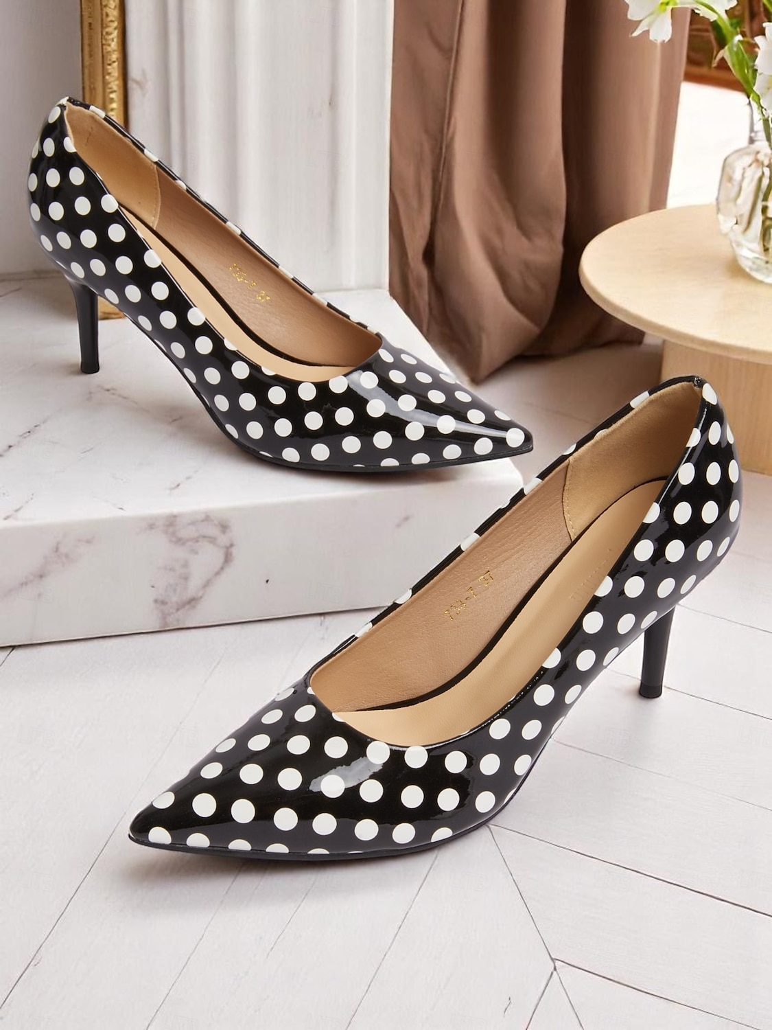 Damenpumps mit spitzer Zehenpartie und schwarzen und weißen Punkten, Lackleder-Kitten Heels fürs Büro, Partys im Retro-Stil der 1950er und Cocktail-Events 2025 - $29.99 –P2