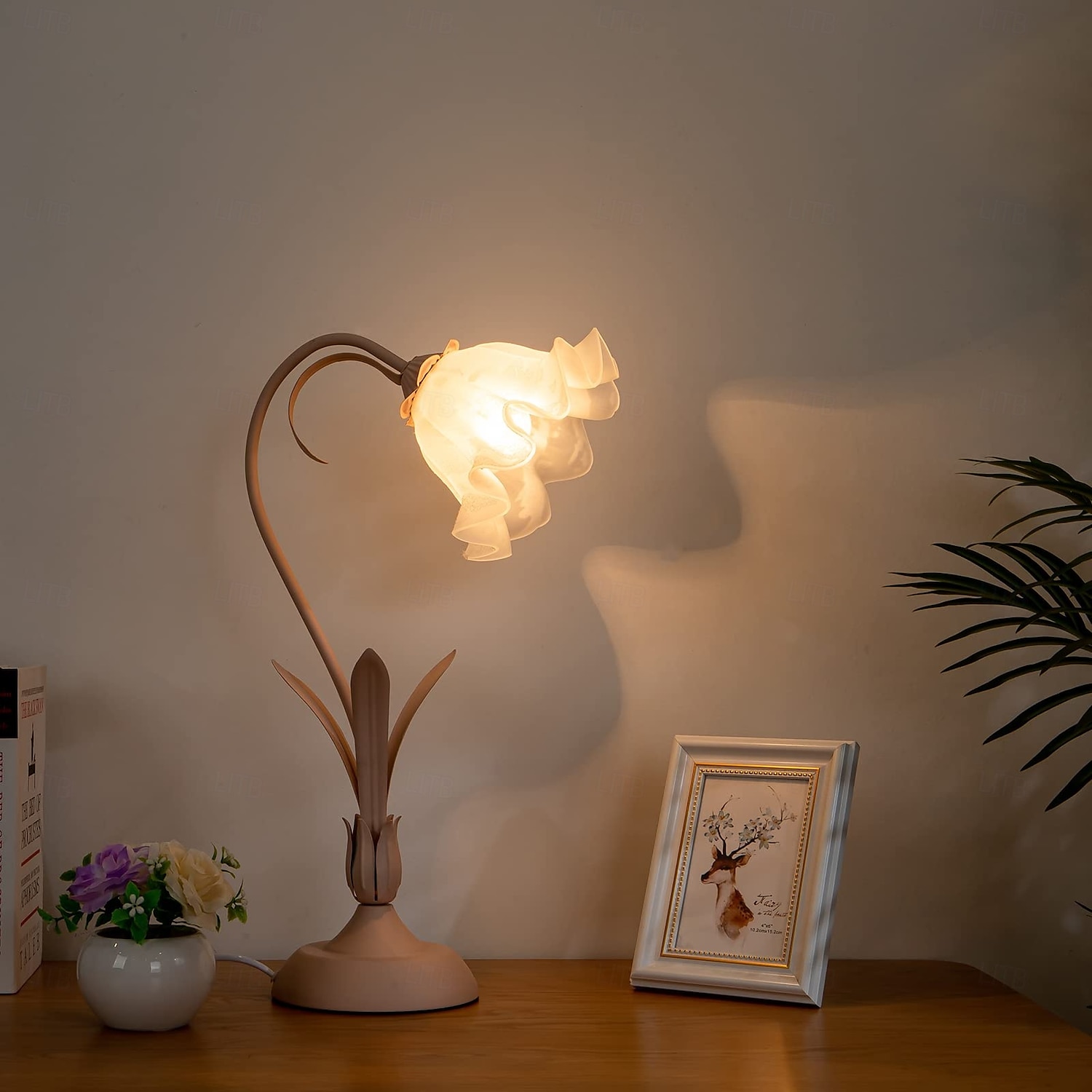 Lanterne à fleurs moderne en verre soufflé, lampe de chevet, veilleuse, 4 modes de couleur, intensité variable, pour chambre à coucher, salon, culot E27 de 2025 ? $66.99 –P15