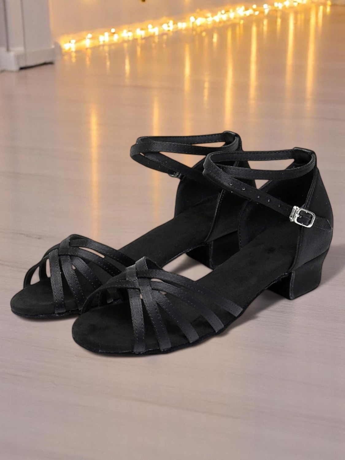 damesko med leopardmønster og stropper og lav kitten hæl – stilige dansesko for ballroom og latin dans 2025 - $26.99 –P3