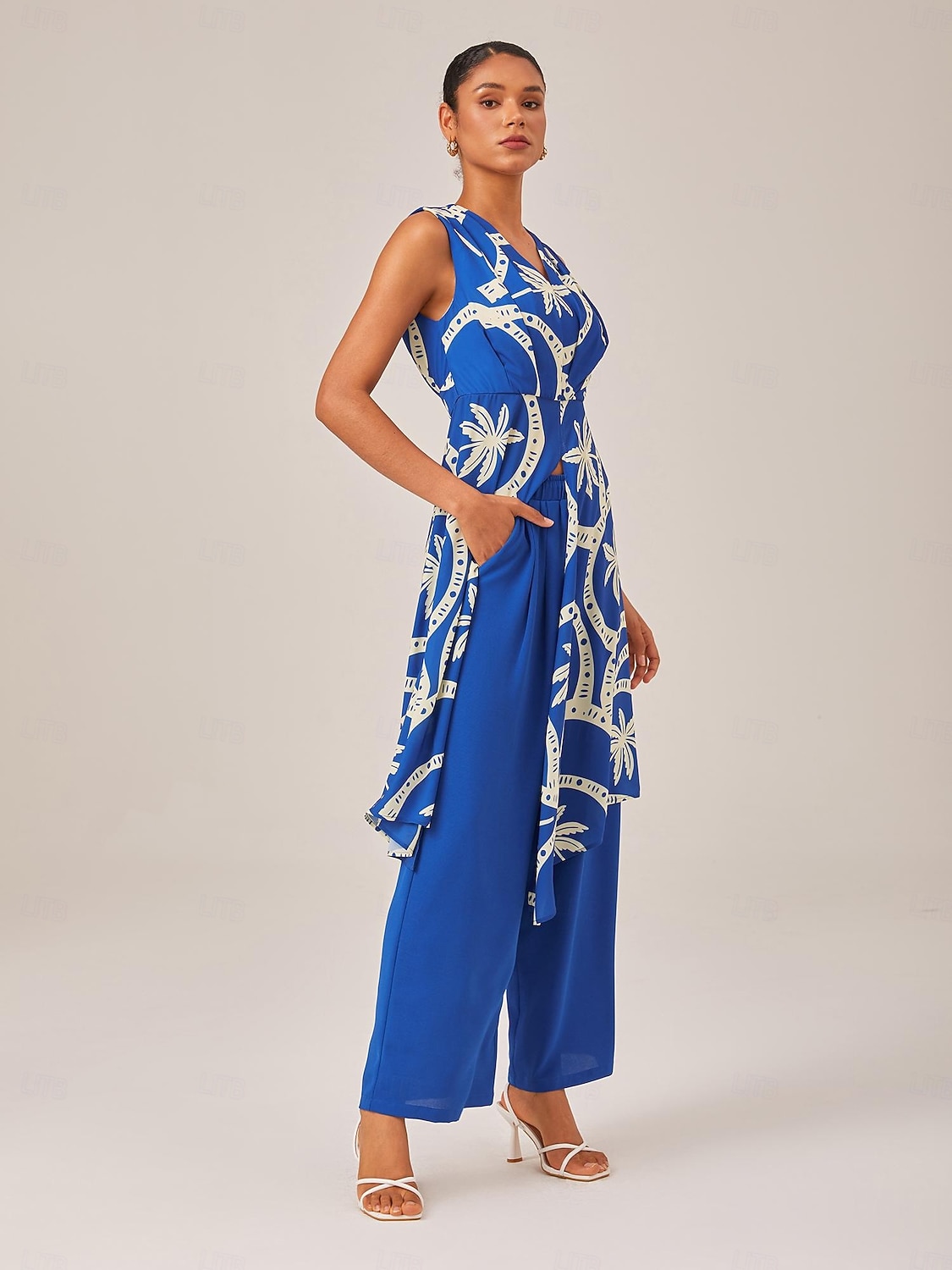 Geometric Print High Slit Beach Long Top 2025 - $61.99 –P4