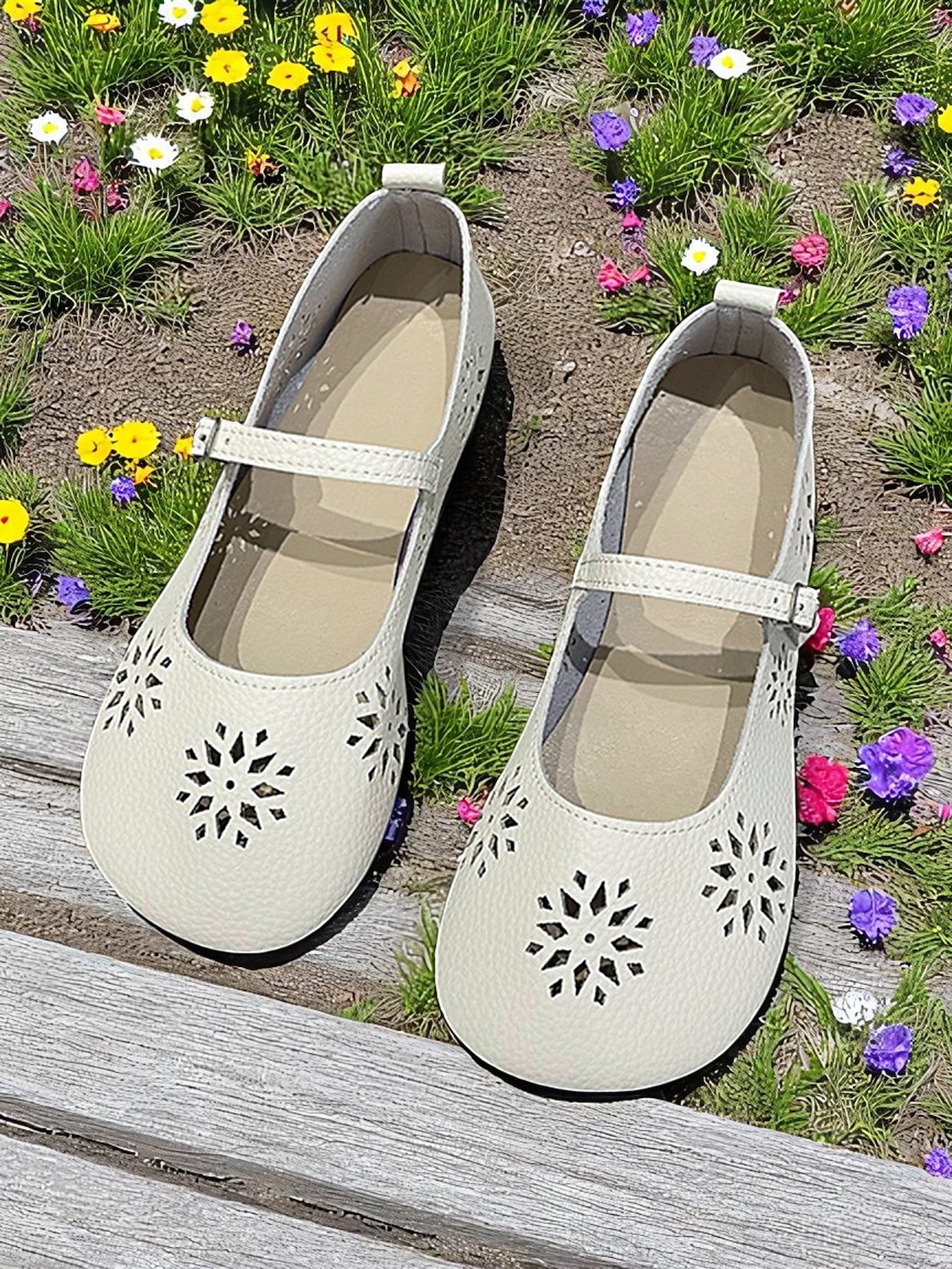 Women's Comfort Mary Jane Wide-Toe Flats with Floral Cutouts – Soft Sole Casual Barefoot Shoes for Ladies – Great for Brunch, Farmers Markets and Outdoor Leisure 2025 - $19.99 –P1