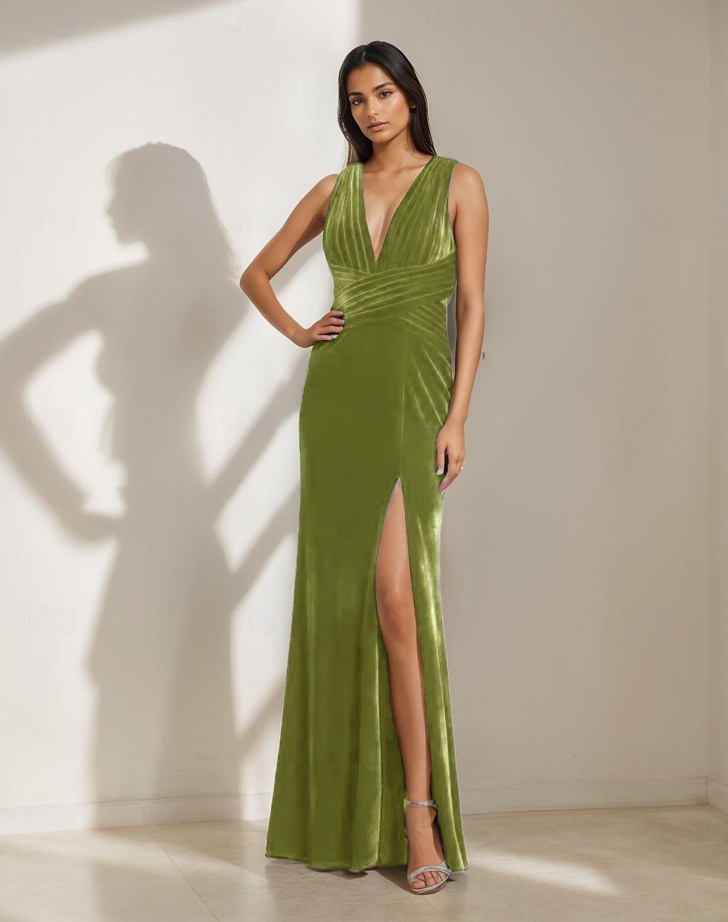 Abito in Velluto Sirena  Tromba Abito da Sera Galà Abito Formale Semi Formale Scollo Profondo Matrimonio Lunghezza Completa Senza Maniche Senza Spalline con Pieghe del 2025 a $125.99 –P5