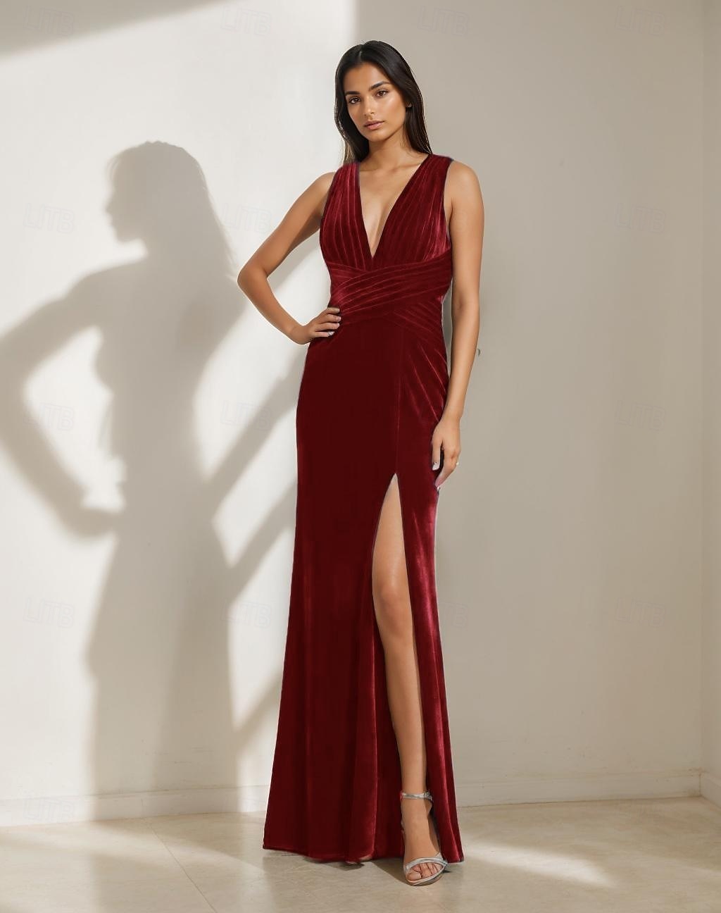 Abito in Velluto Sirena  Tromba Abito da Sera Galà Abito Formale Semi Formale Scollo Profondo Matrimonio Lunghezza Completa Senza Maniche Senza Spalline con Pieghe del 2025 a $125.99 –P7