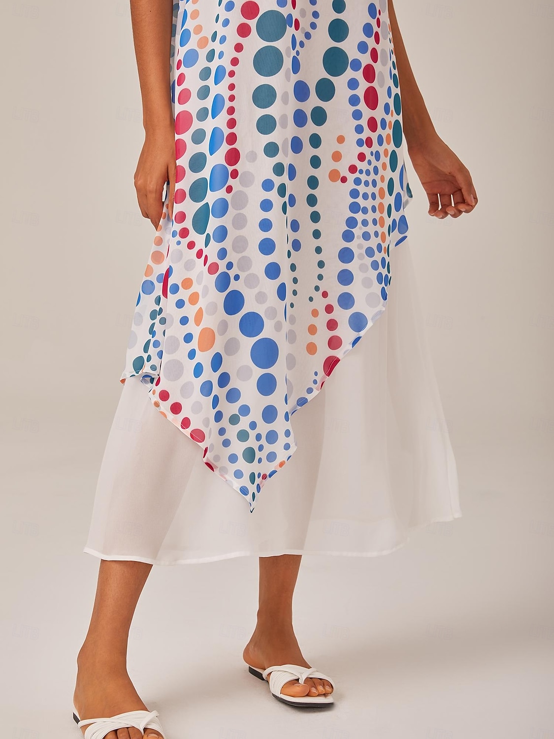 robe longue fluide en mousseline à pois colorés superposés de 2025 ? $71.99 –P3