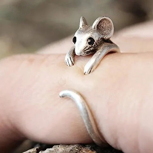 kleiner Mausring Wickelring für Frauen, verstellbarer offener Tierring, süßer Vintage Ratten Design Statement Schmuck Geschenk für Sie 2025 - $3.99 –P3