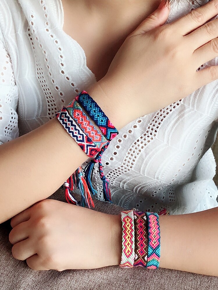 Pulsera de la amistad trenzada con borlas hecha a mano en Nepal para mujer, pulsera de la amistad con patrón étnico colorido, estilo bohemio, adecuada para uso casual, playa y al aire libre. 2025 - $7.99 –P1