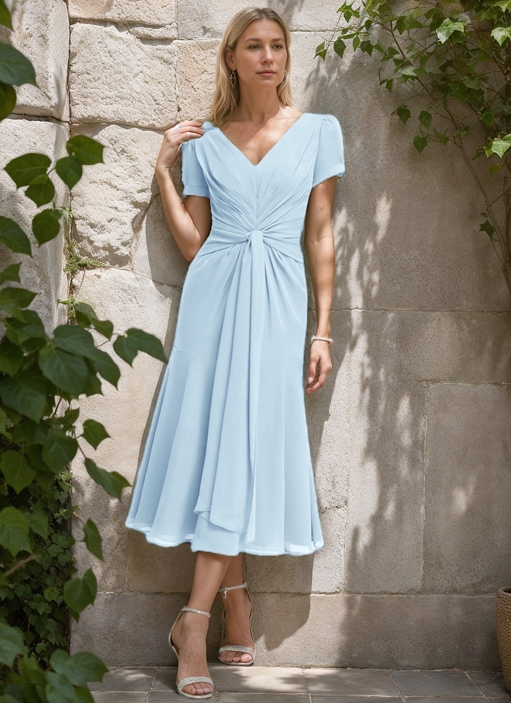 Ligne A Robe de Mère de Mariée  Élégant Simple Minimaliste Col en V Longueur thé Chiffon Manche Courte avec Plis Froncé 2025 de 2025 ? $125.99 –P4