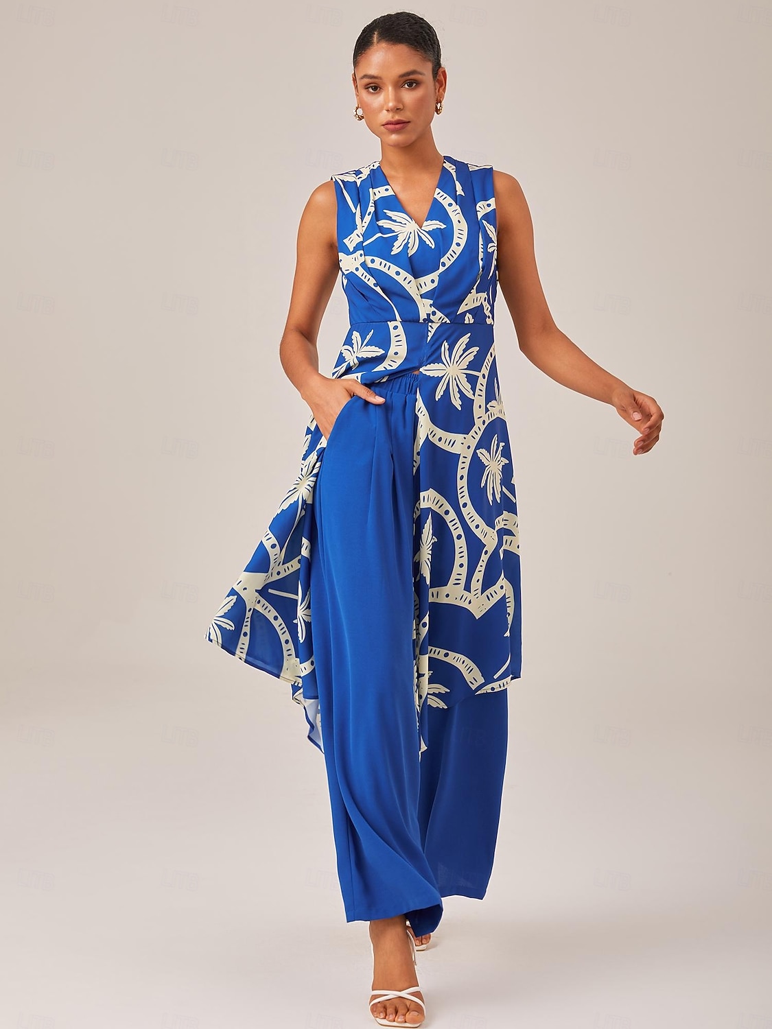 Geometric Print High Slit Beach Long Top 2025 - $61.99 –P2