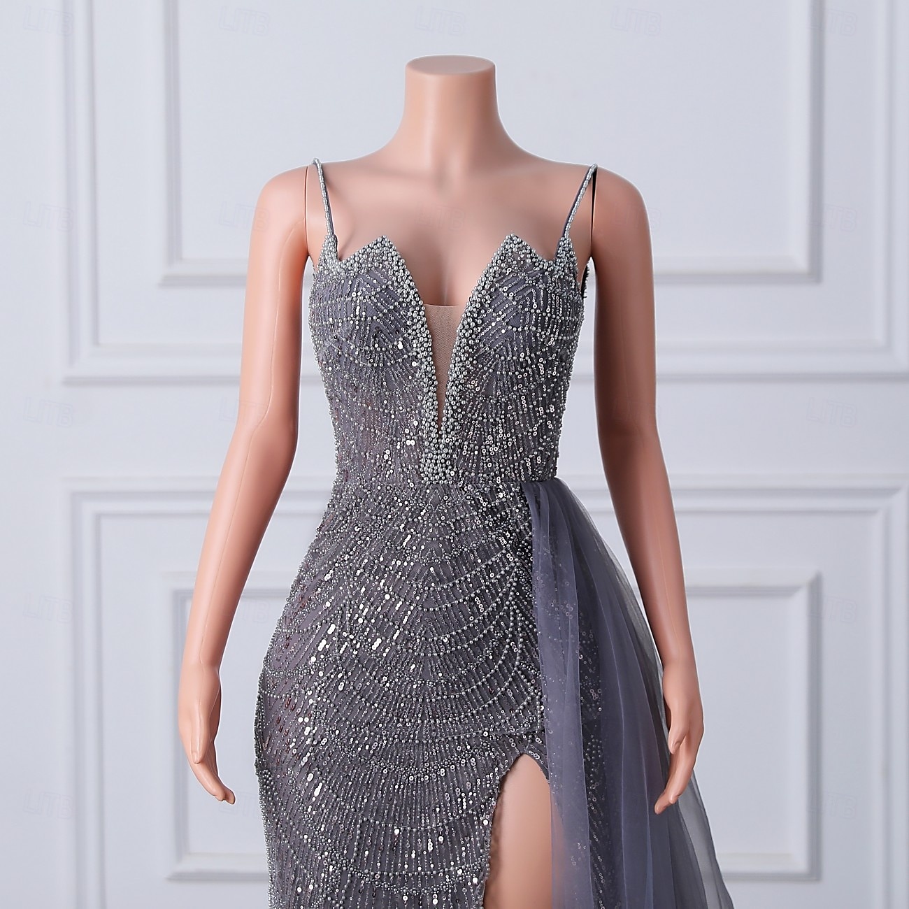 Sereia  Vestido de Noite Trompete Vestido Elegante Festa de Gala Traje de Corte Sem Mangas Alças Finas Com Lantejoulas e Pérolas de 2025 por $297.99 –P1