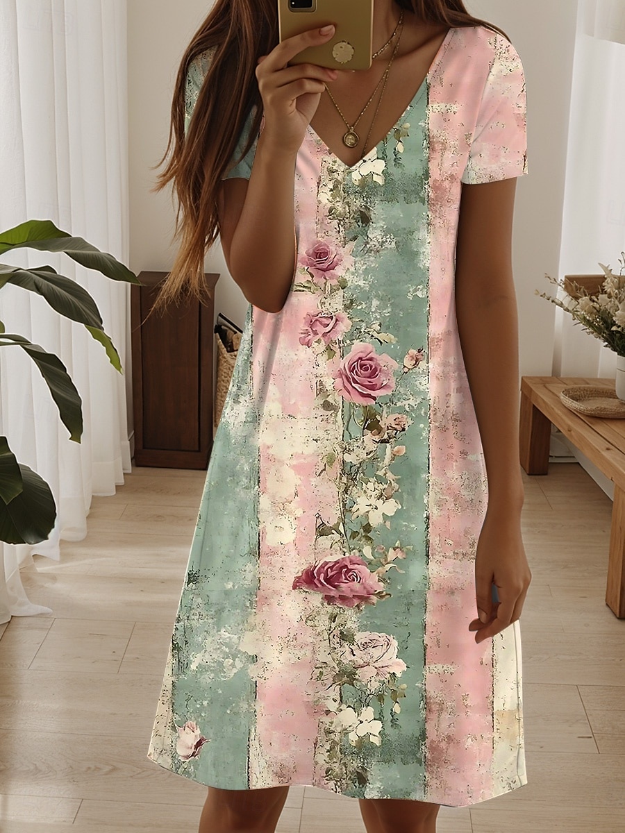 Femmes Mini Robe Robe T-Shirt Robe d'Été Robe trapèze Robe d'été Vacances Occasionnel Quotidien Fête du thé Sortir Coupe régulière Fleuri Graphique Manche Courte Col en V Vert Claire Bleu Bleu Ciel de 2025 ? $23.99 –P4