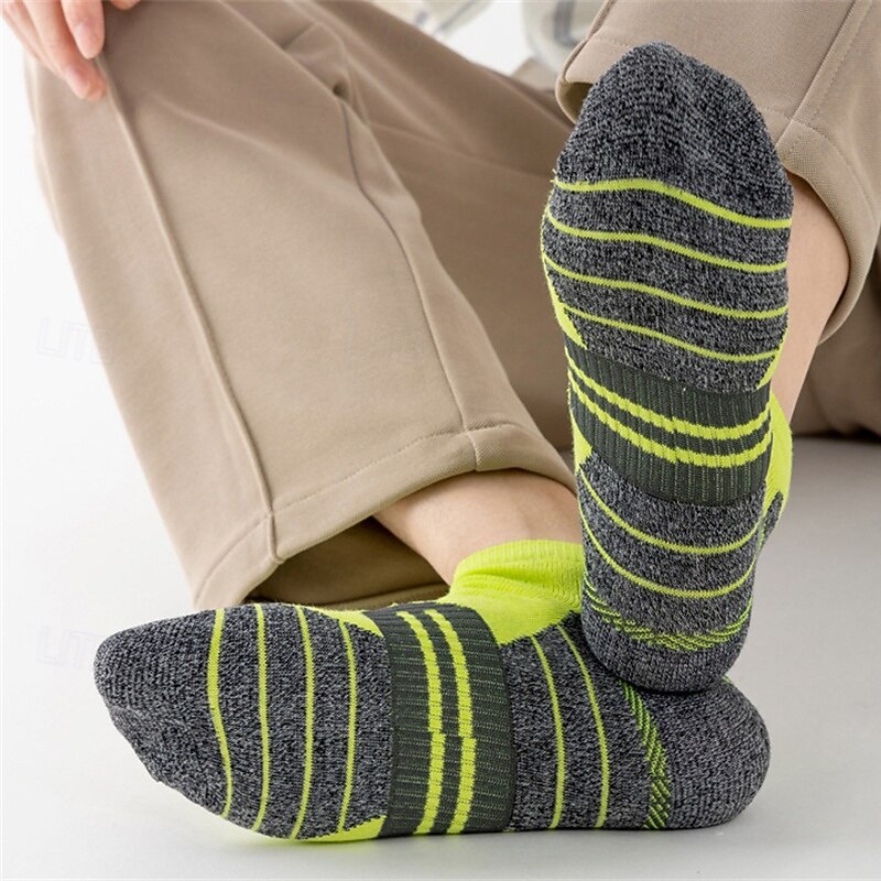 Муж. Мульти пакеты Носки Носки для бега Повседневные носки Черный Белый Цвет Контрастных цветов Отпуск Для занятий спортом Повседневные Классический Средней плотности Весна Осень Мода На каждый день 2025 - $10.49 –P14