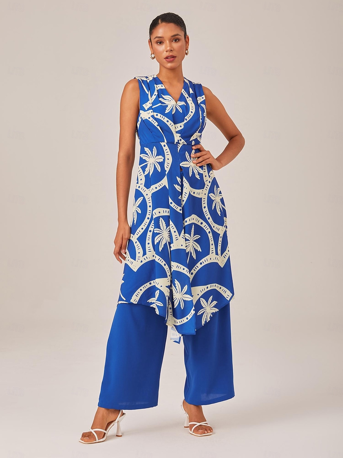 Geometric Print High Slit Beach Long Top 2025 - $61.99 –P1