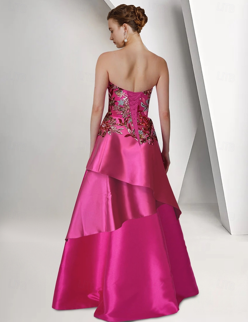 Knallpink Perlenkleid Herabgesetzte Taille A-Linie Abendkleid Asymmetrisches Stufen Kleid Formell Semi-Formal Hochzeit Bodenlang Ärmellos Satin 2025 - $175.99 –P2