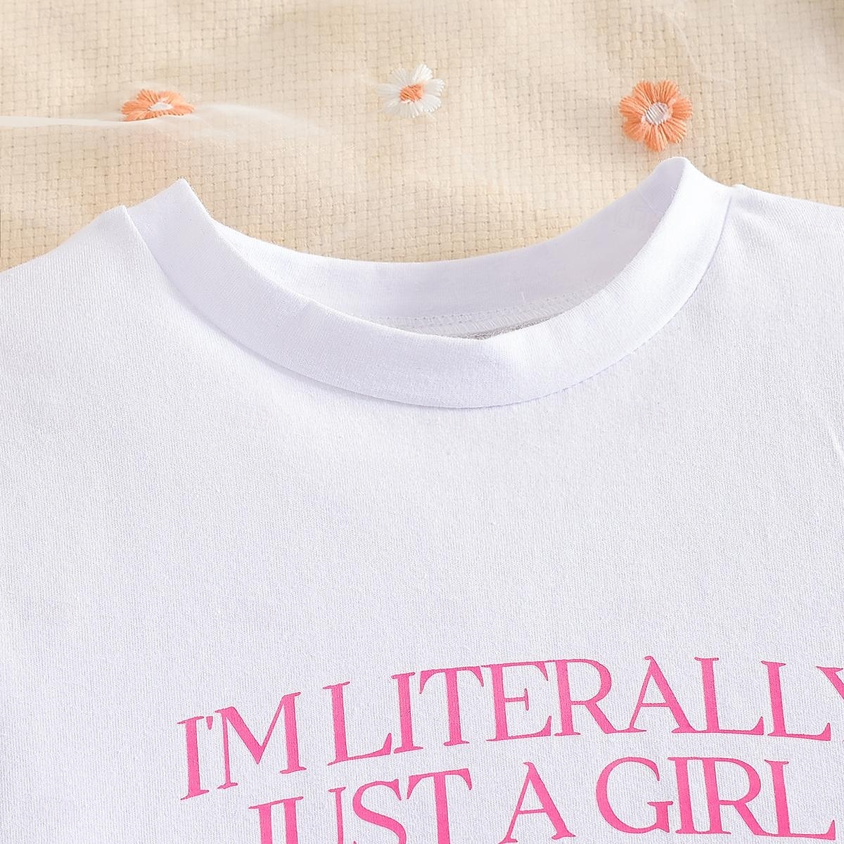 Ragazze 3D Lettera T-shirt e pantaloni Manica Corta Estate Casual Bambino (1-4 anni) Dai 4 anni in su Girocollo All'aperto Vestibilità comoda del 2026 a $28.99 –P3