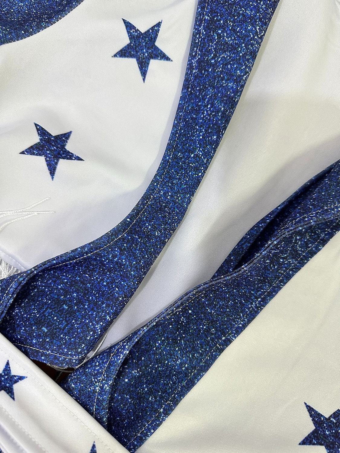 Cowboys de Dallas pompom girl Tenues Costume Ensemble deux pièces Drag & Glam Impression d'étoiles Femmes Adulte Défilé de la Fierté Mois des Fiertés Halloween Carnaval Costume de carnaval facile de 2025 ? $41.99 –P7