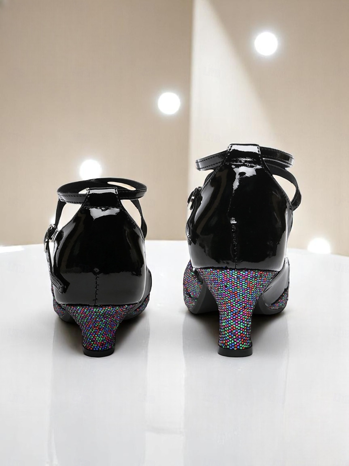 Pantofi de dans de salon argintii strălucitori pentru femei, cu toc jos, sandale de dans latino pentru salsa, pentru bal și dansatoare profesioniste 2025 - $34.99 –P1