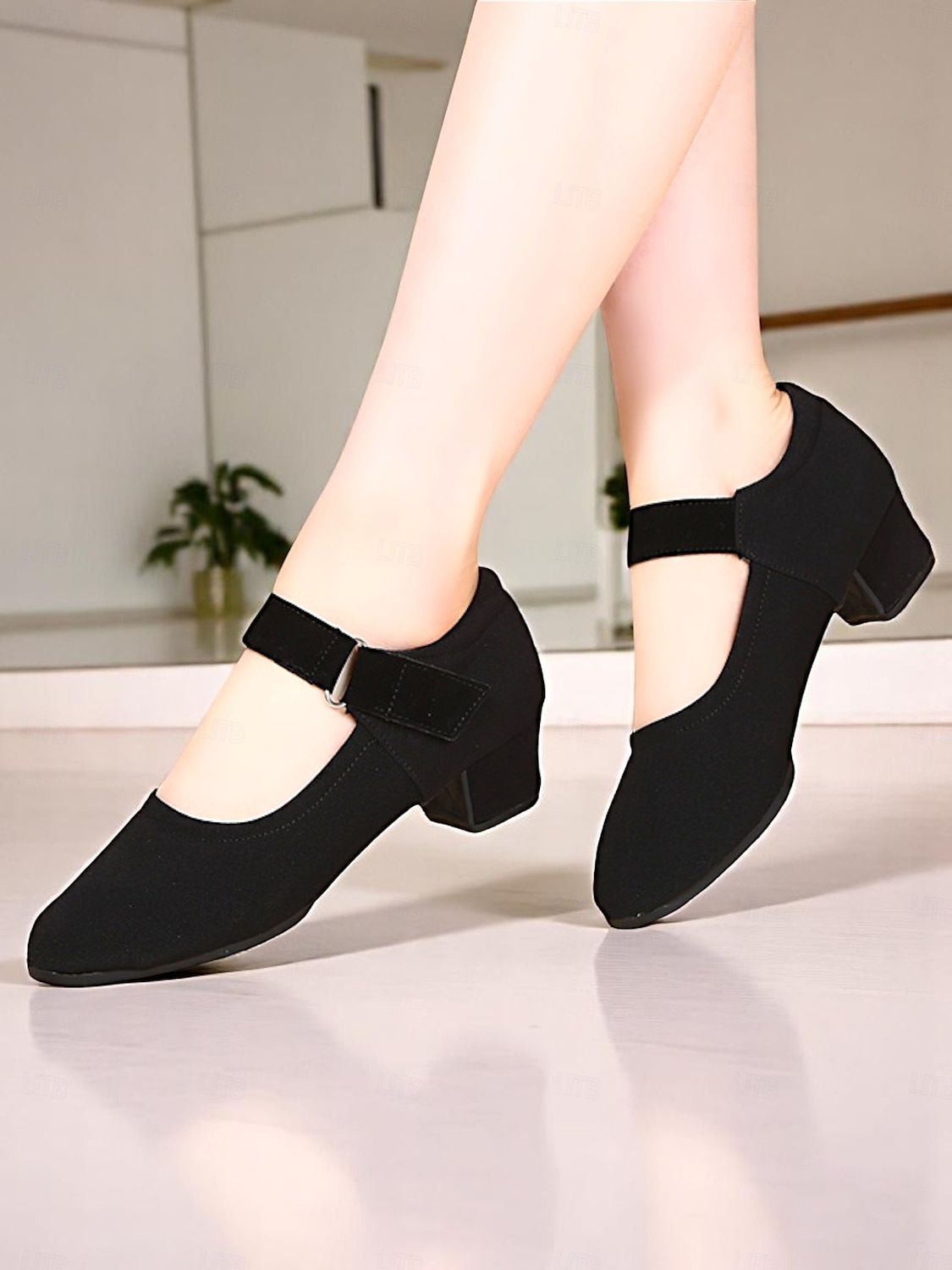 Pantofi de dans negri cu toc jos pentru femei, din material elastic și respirabil, pentru antrenament profesional de dans latin sau jazz 2025 - $32.99 –P1